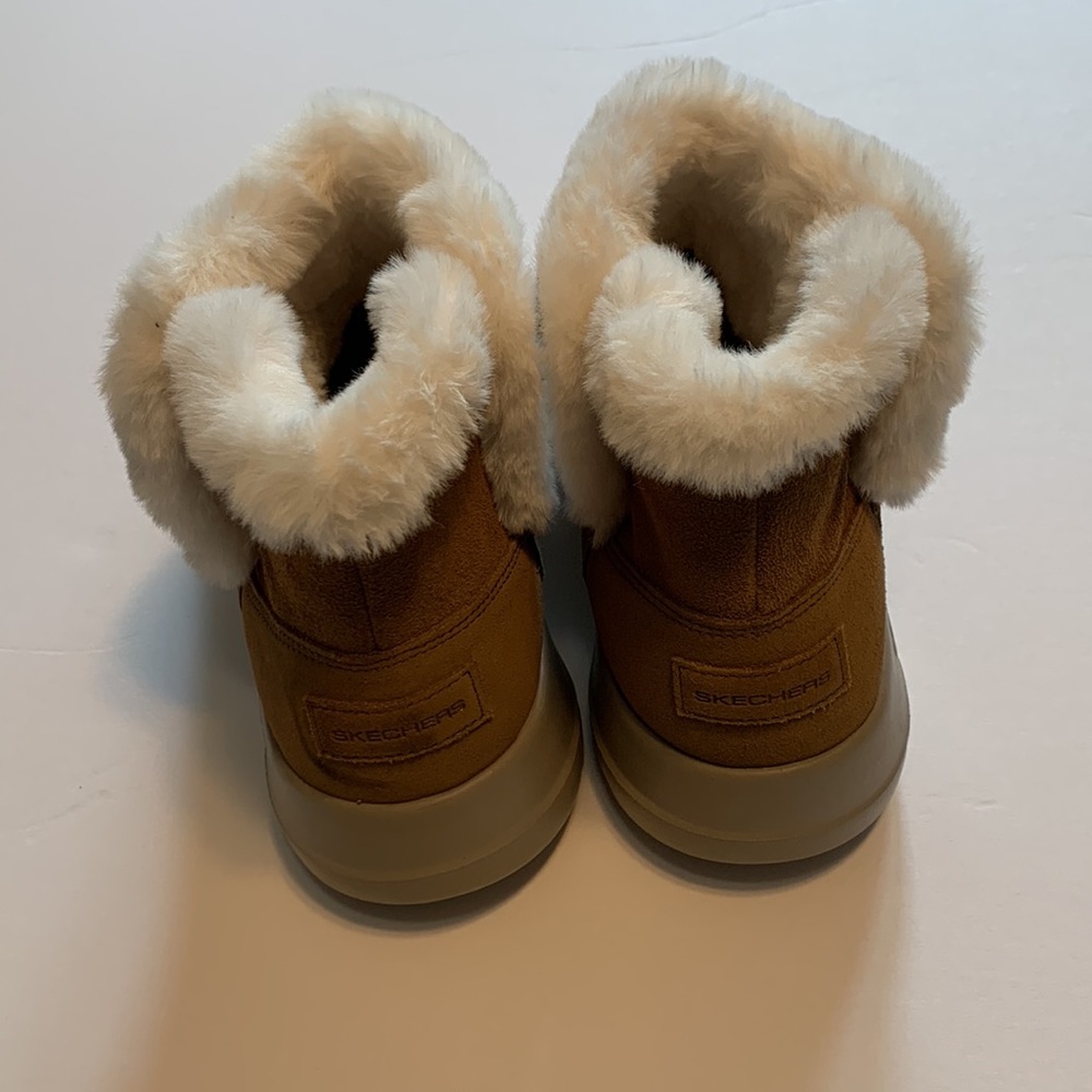 Sketchers Women’s On-the-go Joy Ankle Boots NWOT - Picture 5 of 9